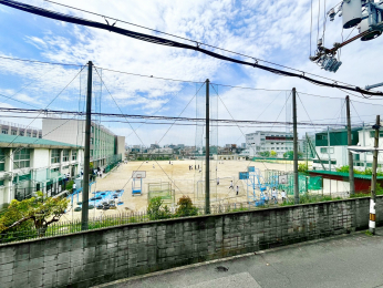 �Z�˂���̒��]�ʐ^�@�o���R�j�[����̒��]�ł�