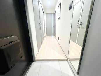 ���ց@���ւɂ̓~���[�t���̎��[��݂��Ă���܂��I