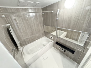 �����@�V�K�������ꂽ���j�b�g�o�X��