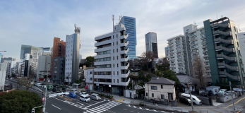 �Z�˂���̒��]�ʐ^�@-