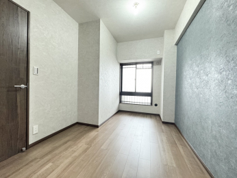�m���@��5���̑�������̂Ŗ��邢��ۂƂȂ�܂�