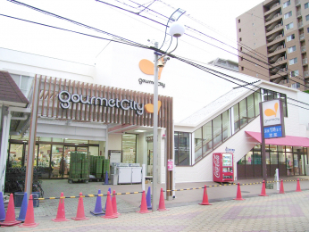 ���ӊ��@�O�����V�e�B�䑷�q�X�܂Ŗ�160��