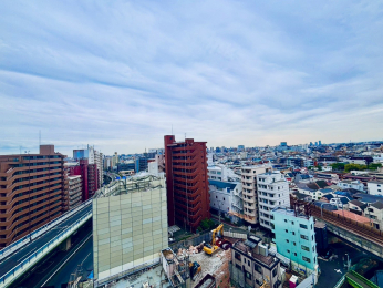 �Z�˂���̒��]�ʐ^�@-