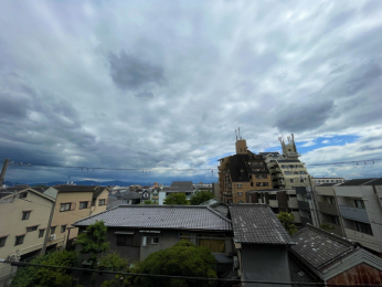 �Z�˂���̒��]�ʐ^�@�o���R�j�[����̒��]�ł�