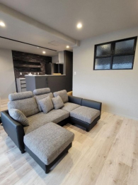 ���r���O�@�����r���O��17.16���ōL�X�Ƃ��Ă���܂����������̒g�����z�������˂����݂܂���