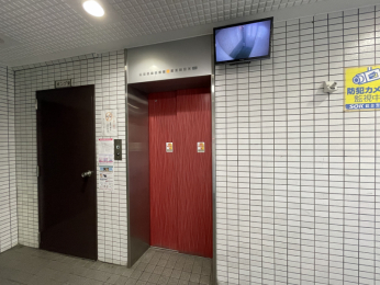 �@EV�̓��j�^�[�t���ň��S�ł���