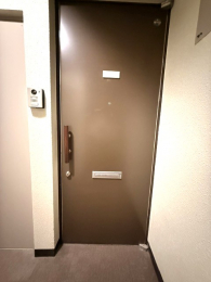 ���ց@-