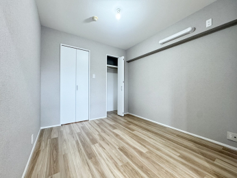 �m���@��5.6���B���[������̂Ŏ����͍L�X�Ƃ����p���������܂�