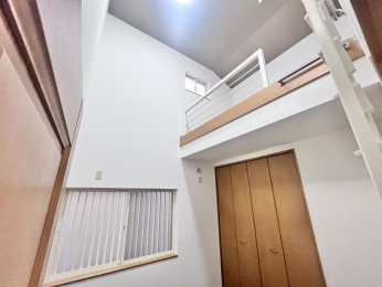 ���̑��@�閧��n�̂悤�ŁA���퐶���ɂ킭�킭��������܂���