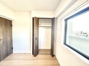 ���[�@�e�����Ɏ��[���������܂��̂ŁA��������������ƌ����邱�Ƃ��\�ł�