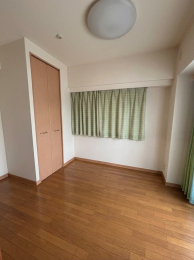 �m���@-